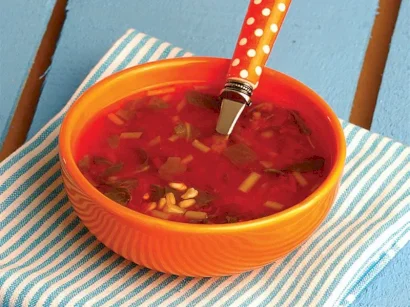 Buğdaylı Semizotu Çorbası tarifi