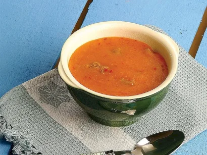 Etli Tarhana Çorbası tarifi