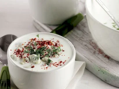 İç Baklalı Soğuk Çorba tarifi
