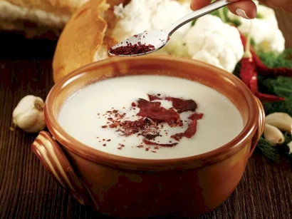 Pastırmalı Ve Kremalı Karnabahar Çorbası tarifi