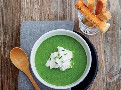 Sütlü Ispanak Çorbası tarifi