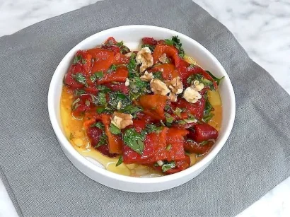 Airfryer'da Köz Biber Salatası tarifi