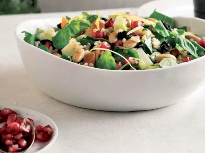 Bulgurlu Ispanak Salatası tarifi