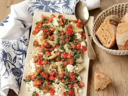 Lor Peynirli Enginar Salatası tarifi