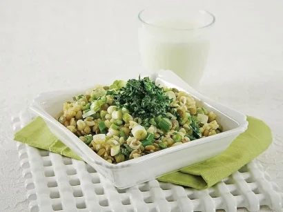 Mercimekli Buğday Salatası tarifi