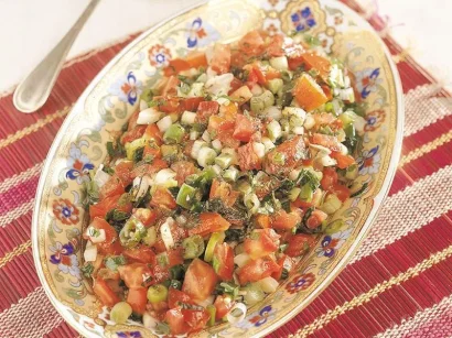 Nar Ekşili Domates Salatası tarifi Nar Ekşili Domates Salatası tarifi