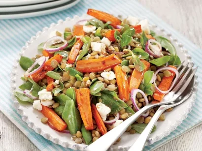 Semizotlu Yeşil Mercimek Salatası tarifi