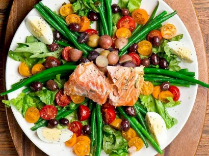 Somonlu Niçoise Salatası tarifi