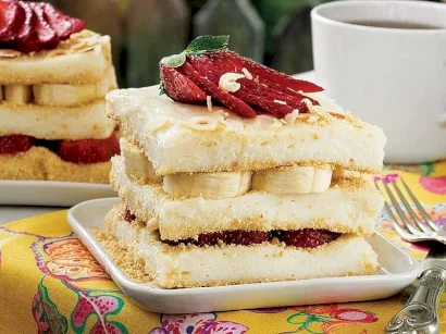 Meyveli Muhallebi Katları tarifi