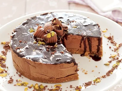 Bisküvili Çikolatalı Pasta tarifi