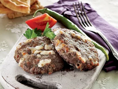 Kaşarlı Köfte tarifi