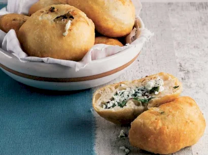 Keten Tohumlu Pratik Puf Böreği tarifi