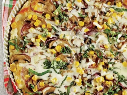 Mantarlı Ve Soğanlı Çıtır Pizza tarifi Mantarlı Ve Soğanlı Çıtır Pizza tarifi