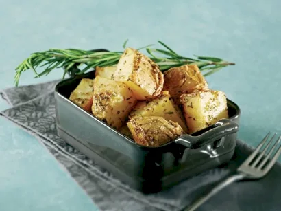 Biberiyeli Ve Sarımsaklı Patates tarifi