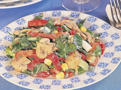 Renkli Kış Salatası tarifi