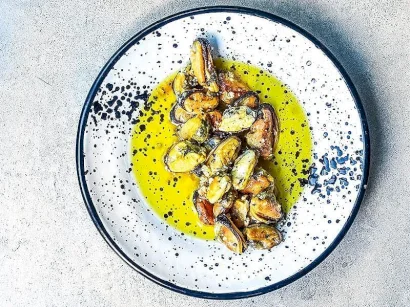 Sarımsaklı Midye tarifi