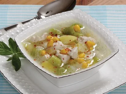 Sebzeli Tavuk Çorbası tarifi