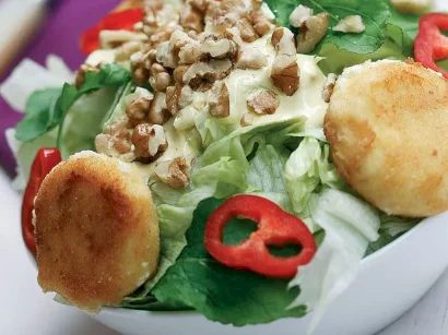 Peynir Paneli Ve Hardal Soslu Salata tarifi