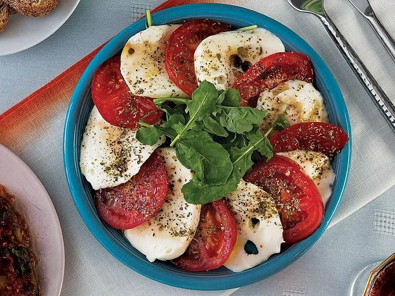 Caprese Salatası tarifi