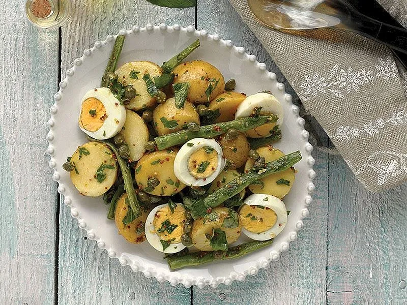 Fasulyeli Patates Salatası tarifi