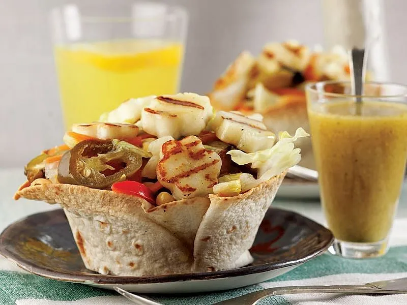 Izgara Keçi Peynirli Salata tarifi