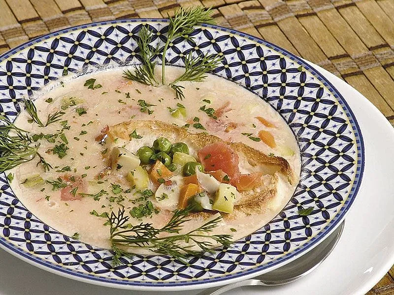 Floransa Usulü Sebze Çorbası tarifi