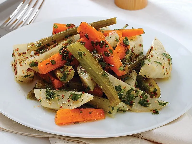Hardallı Kereviz Salatası tarifi